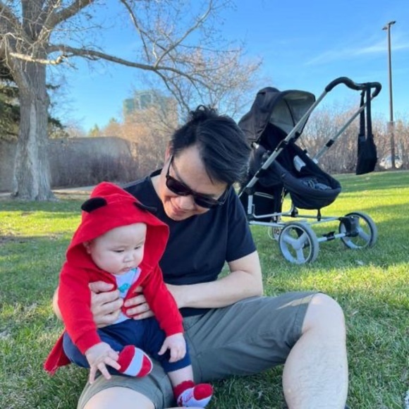 Meet your Posher, Trinh - Picture 1 of 1